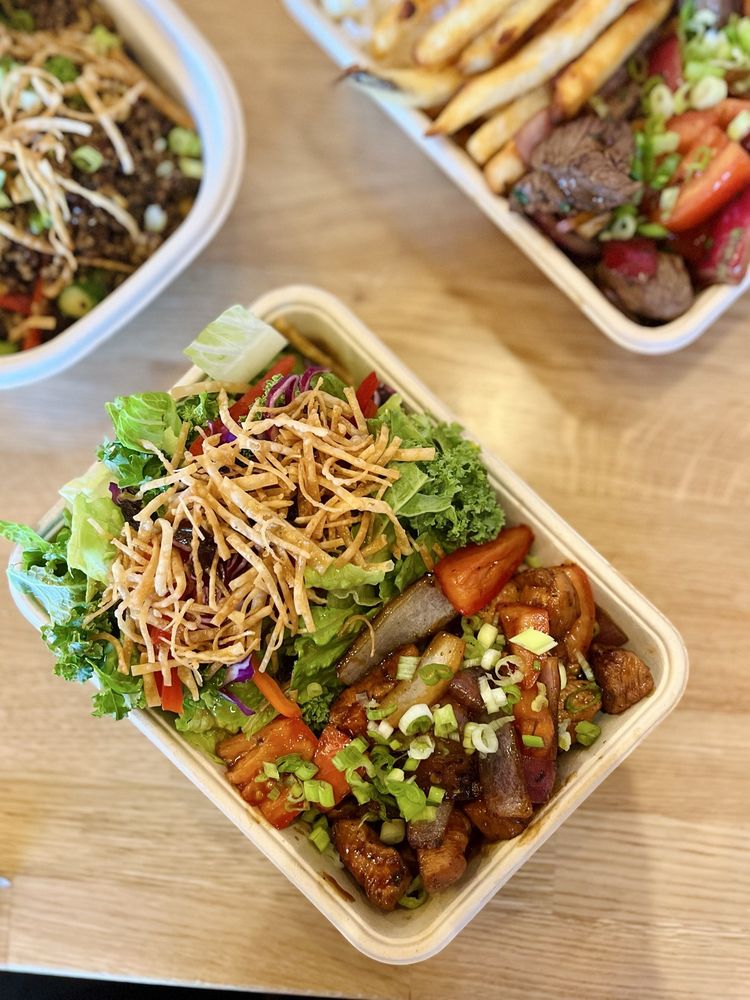 Rocoto Hot-Honey Chicken Saltado
